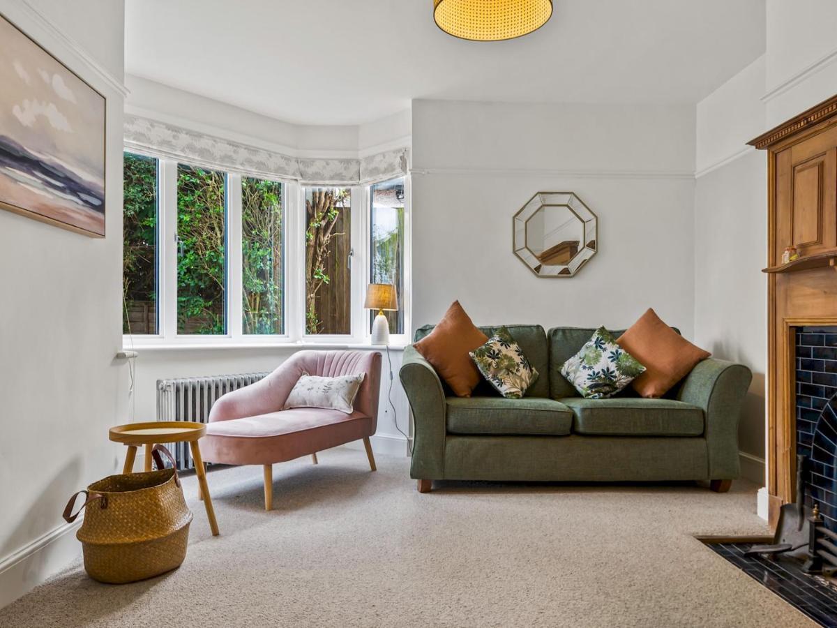 Pass The Keys Appletree Cottage - A Chic Seaside Home And Garden Whitstable Exterior photo